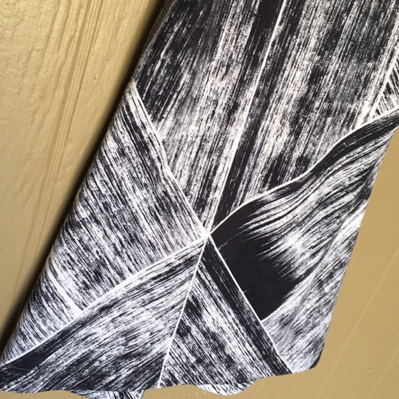 Lululemon tank top - Picture 7 of 7